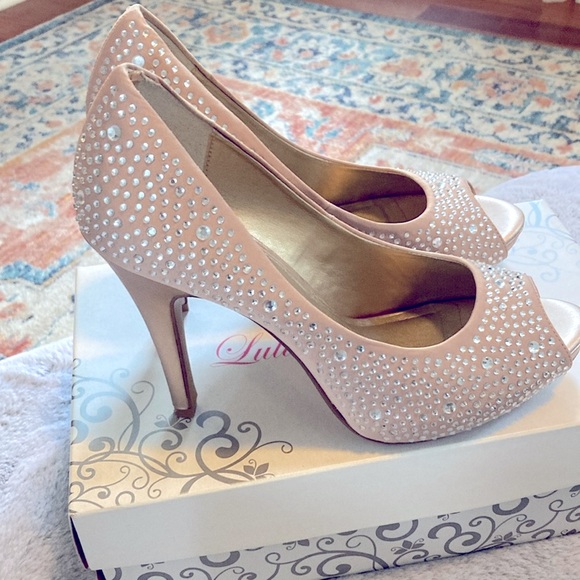 Rose gold platform pumps with rhinestones - Picture 7 of 9